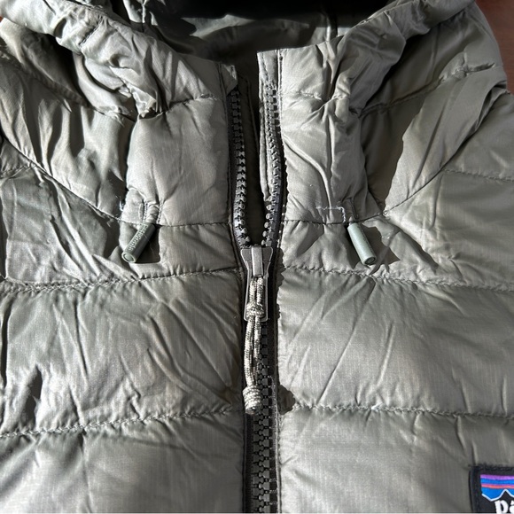 Patagonia Women's Recycled Down Sweater Parka in Green, Size L, New with Tag - Picture 7 of 9